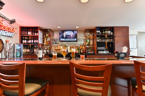Holiday Inn New York JFK Airport Area , NY 11422 near John F Kennedy Intl Airport View Point 17