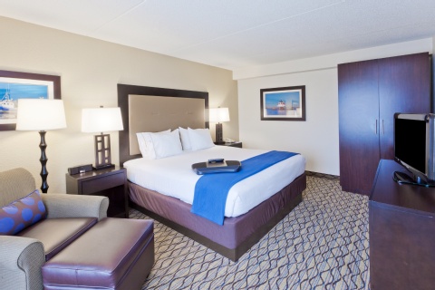 Holiday Inn Express Baltimore-Bwi Airport West Hotel  , MD 21076 near Baltimore-washington International Thurgood Marshall Airport View Point 30