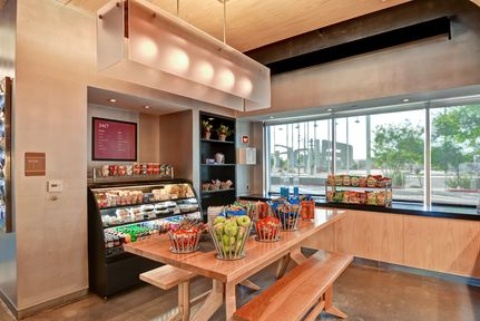 Aloft Phoenix-Airport , AZ 85034 near Sky Harbor International Airport View Point 8