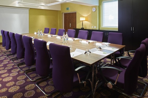 Courtyard by Marriott London Gatwick Airport ,  RH6 0NT near Gatwick Airport View Point 4