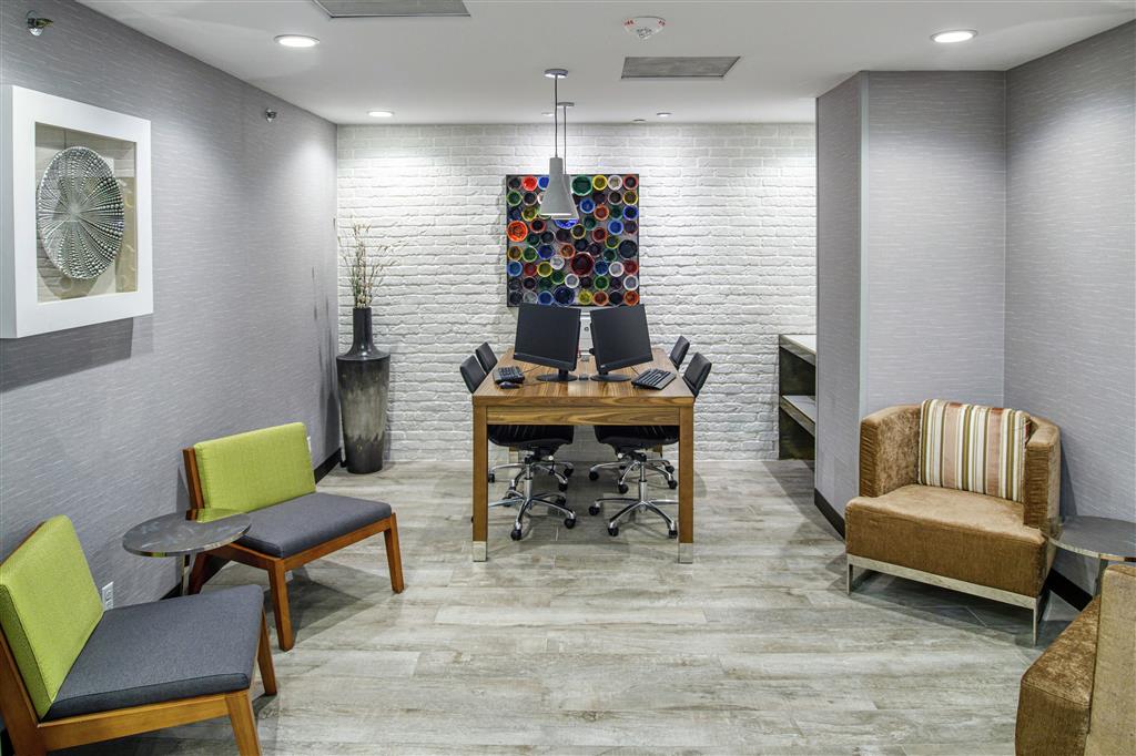 DoubleTree by Hilton Appleton, WI , WI 54914 near Appleton International Airport View Point 10