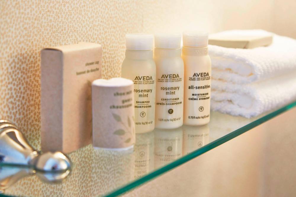 Club Guest Bathroom Amenities